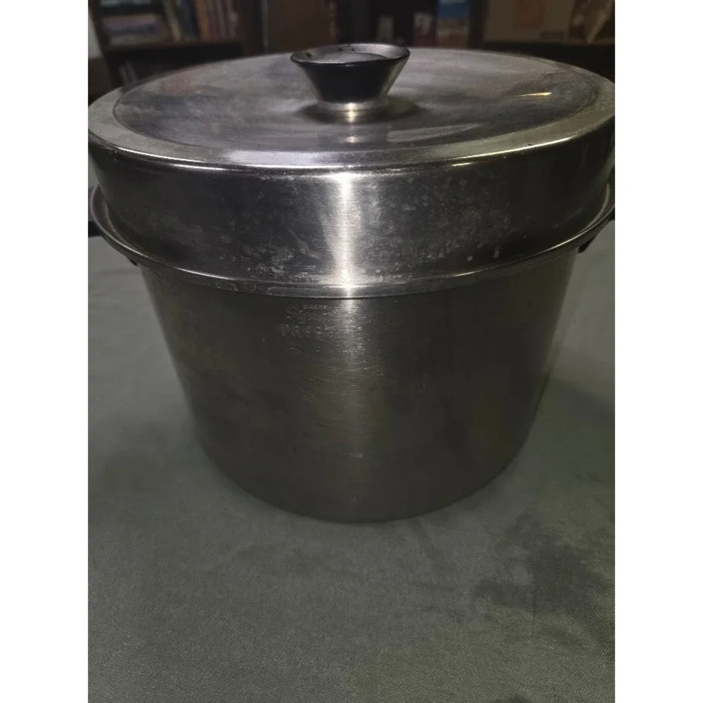 Revere Ware Copper Maid Stainless Steel Saucepan with Lid Clinton Illinois 2 Qt
